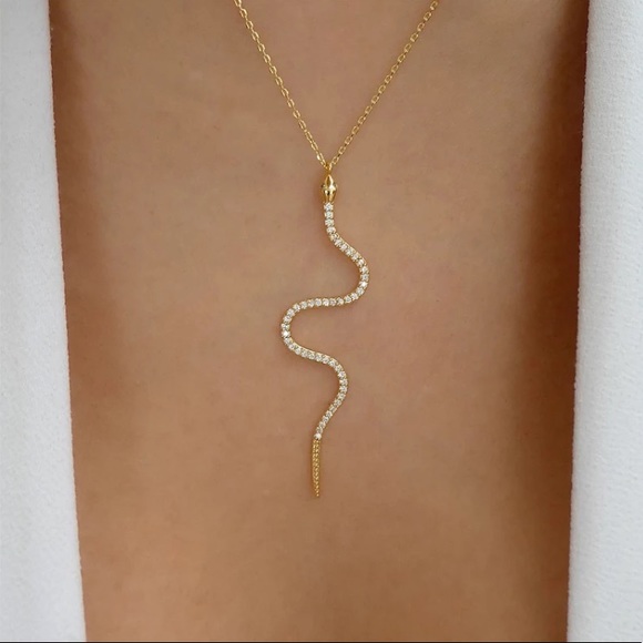 Kendra Scott Jewelry - "Double Dare" Diamond Snake Gold Dainty Jeweled Statement Casual Trendy Necklace